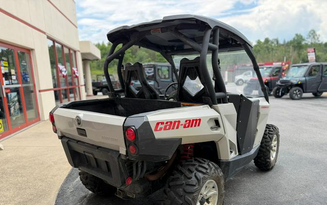 2017 Can-Am Commander DPS 800R