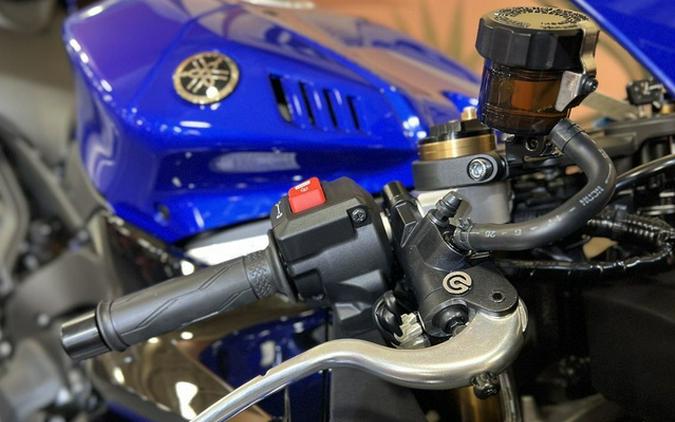 2027 Yamaha YZF R9