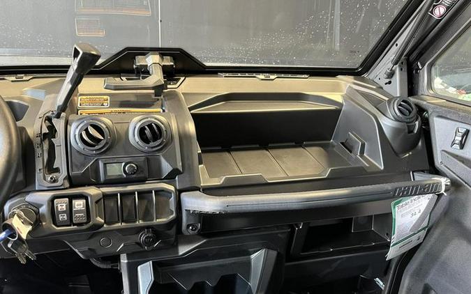 2027 Can-Am® Defender MAX DPS CAB HD10 Dolomite Grey