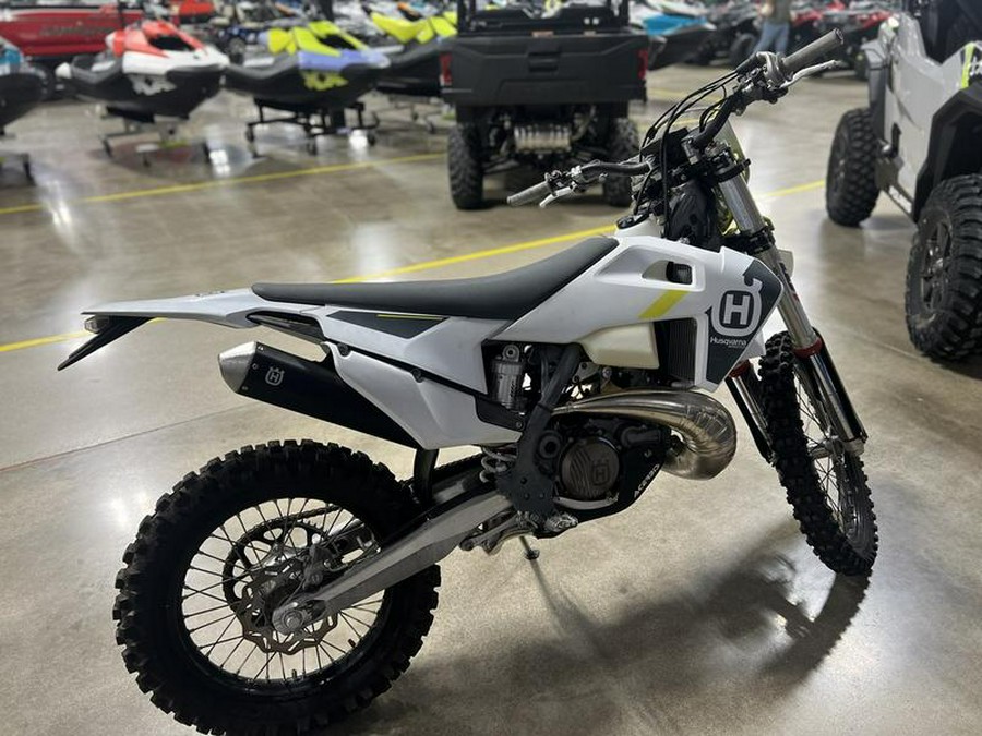 2022 Husqvarna® TE 300i