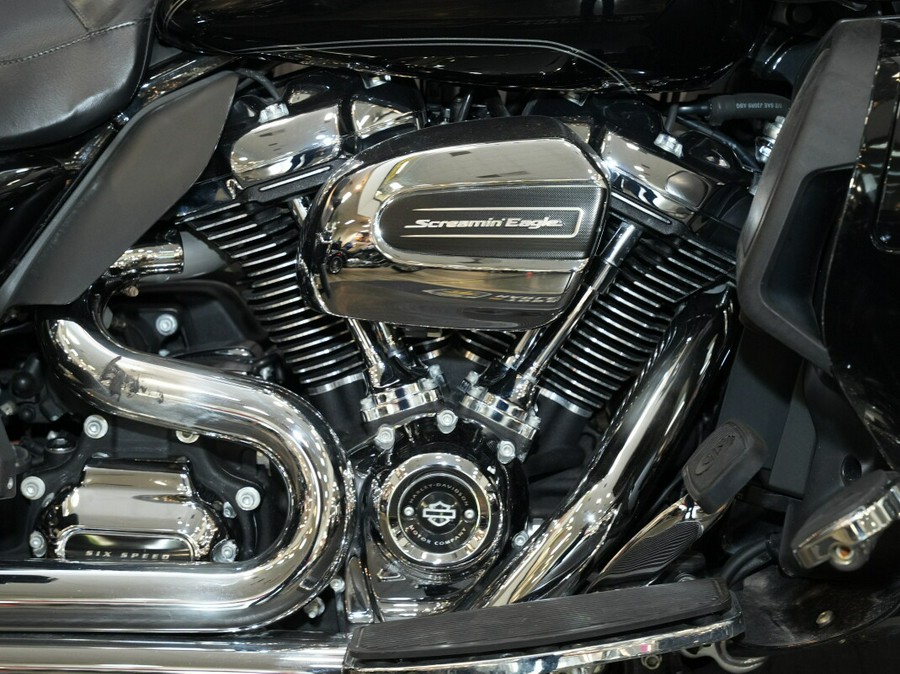 Used 2017 Harley-Davidson Road Glide Ultra Motorcycle For Sale In Raleigh, North Carolina