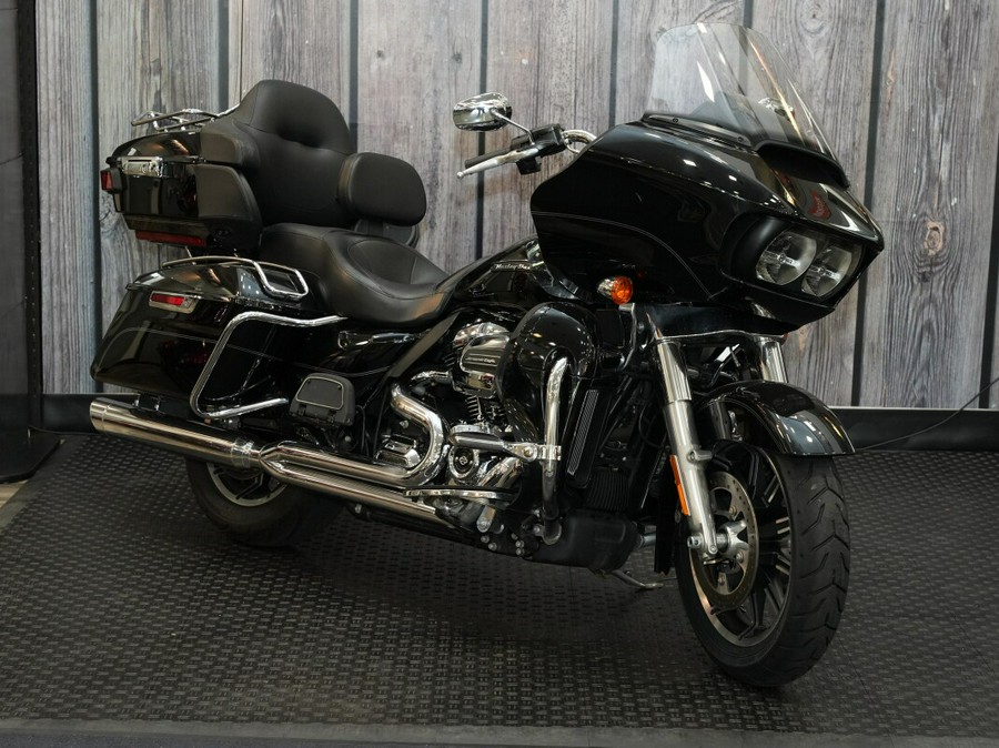 Used 2017 Harley-Davidson Road Glide Ultra Motorcycle For Sale In Raleigh, North Carolina