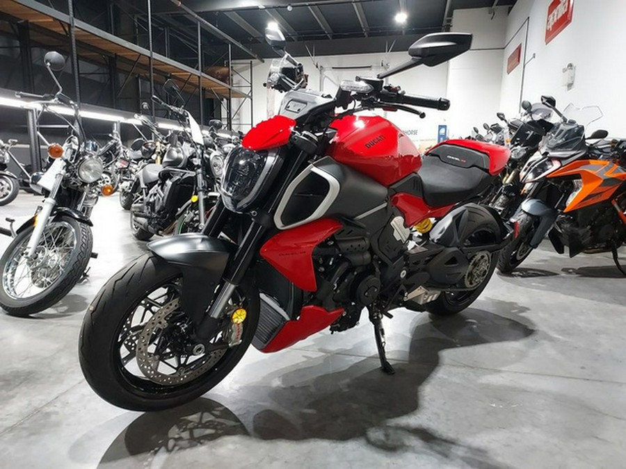2025 Ducati Diavel V4
