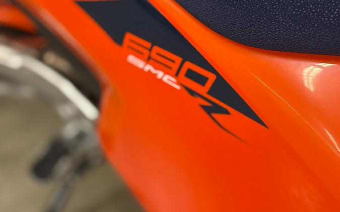 2026 KTM 690 SMC R