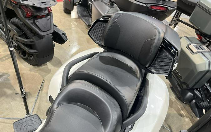 2026 Can-Am SPYDER F3 LIMITED (SE6)