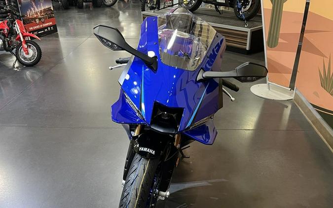 2027 Yamaha YZF R9