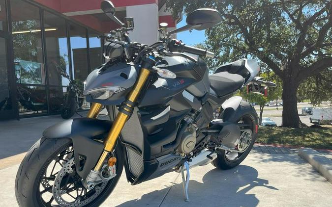 2024 Ducati Streetfighter V4 S Grey & Black