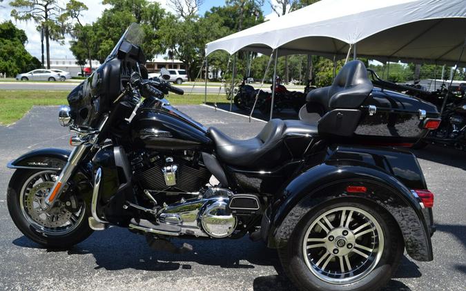 2019 Harley-Davidson Tri Glide Ultra - FLHTCUTG