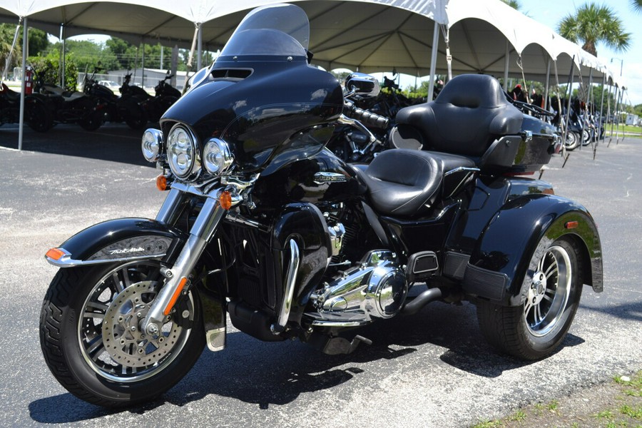 2019 Harley-Davidson Tri Glide Ultra - FLHTCUTG