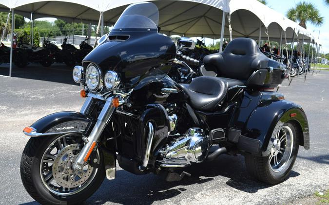 2019 Harley-Davidson Tri Glide Ultra - FLHTCUTG