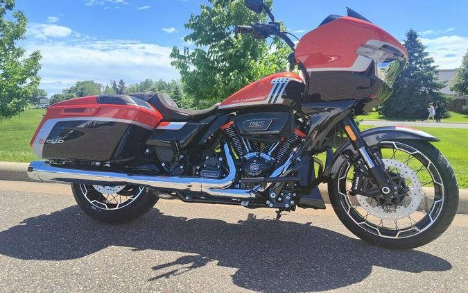 2024 Harley-Davidson CVO™ Road Glide Legendary Orange