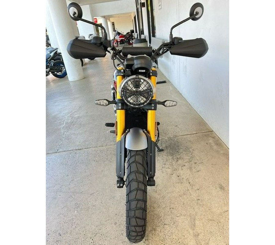 New 2024 Triumph SCRAMBLER 400 X