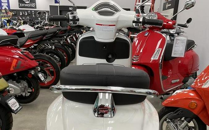 2025 Vespa Primavera 150