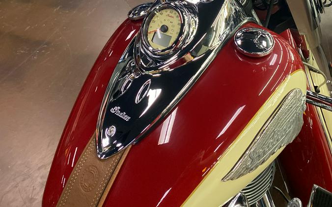 2015 Indian Motorcycle Chief Vintage (Two-Tone)