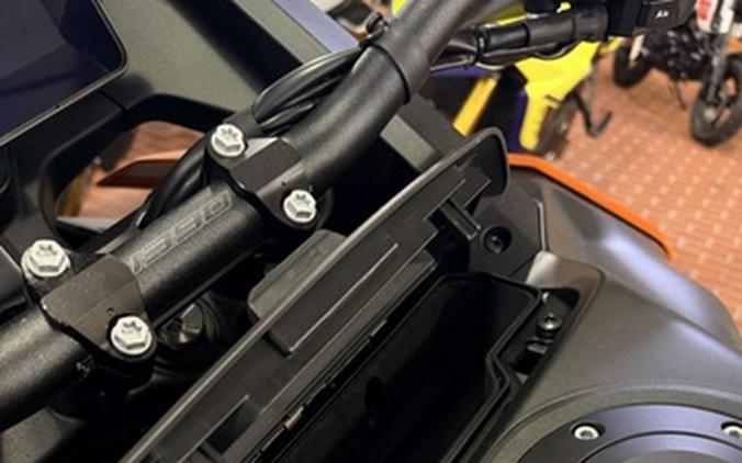 2027 KTM Super Adventure 1390 S EVO