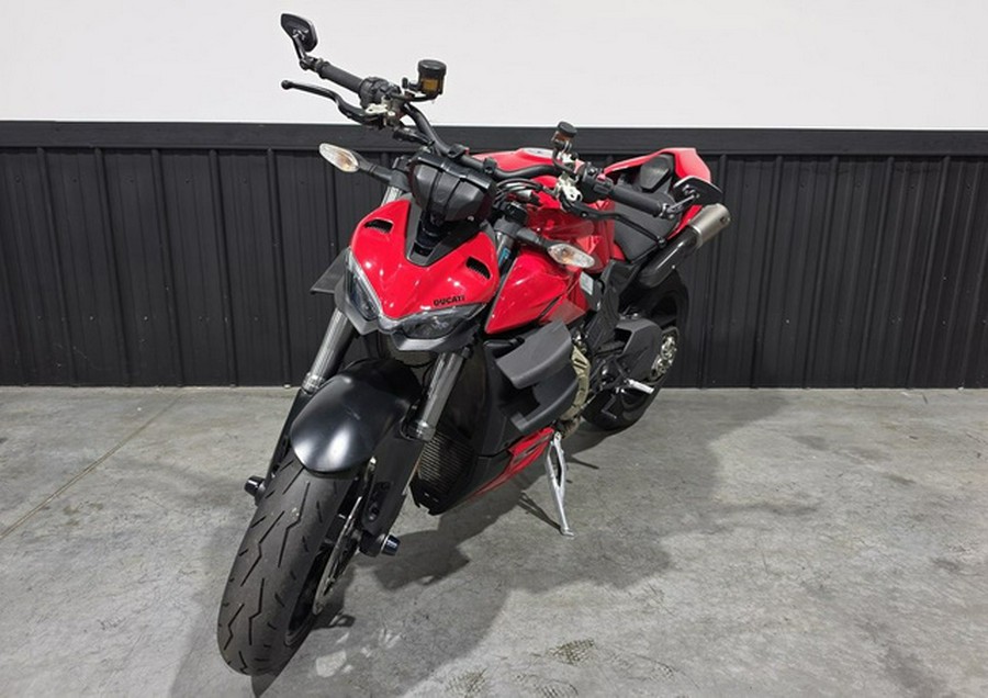 2023 Ducati Streetfighter V4