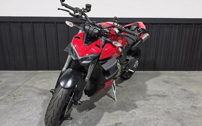 2023 Ducati Streetfighter V4