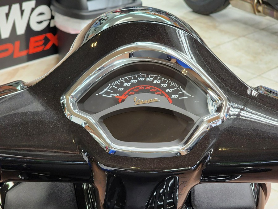 2024 Vespa GTS SUPER 300