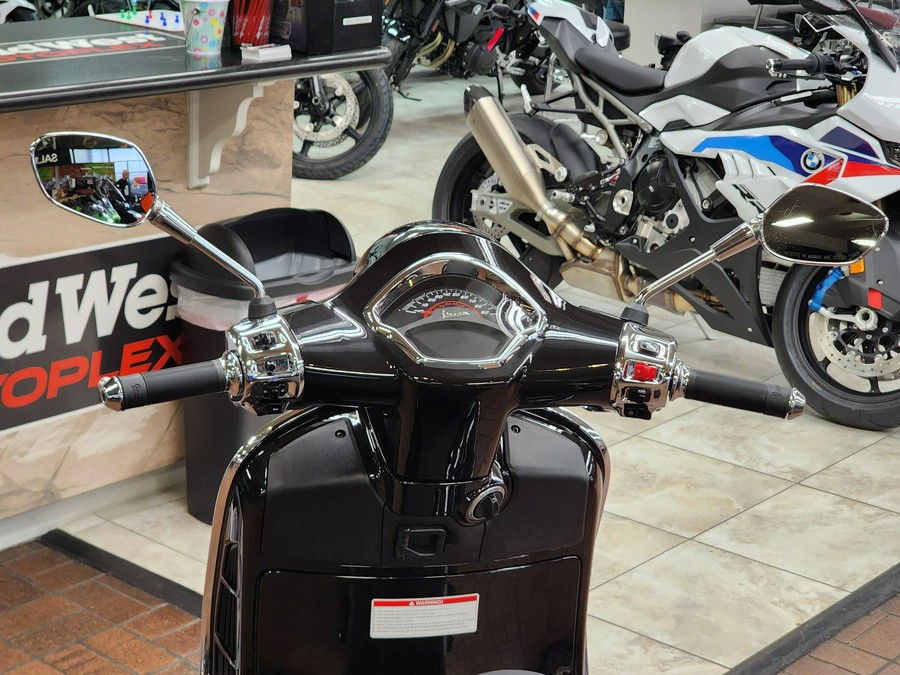 2024 Vespa GTS SUPER 300