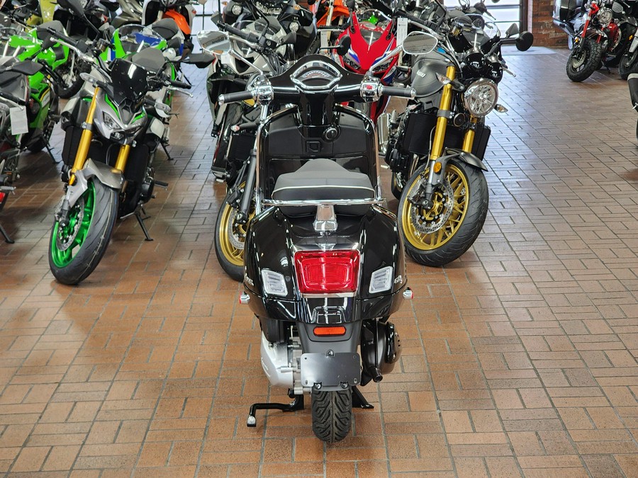 2024 Vespa GTS SUPER 300