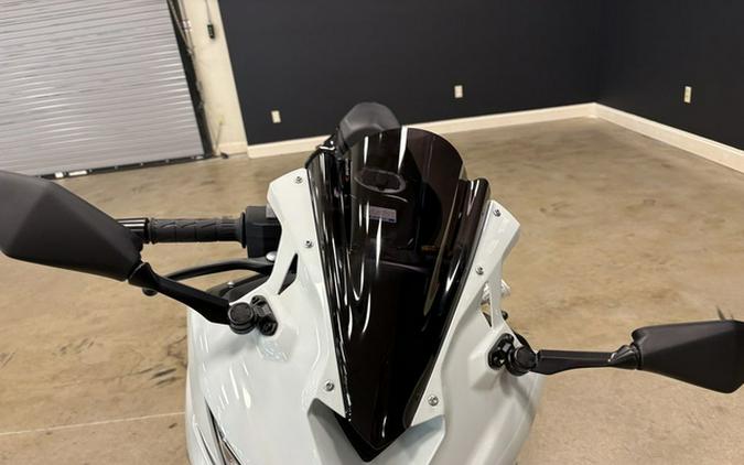 2026 Kawasaki Ninja ZX-4RR ABS