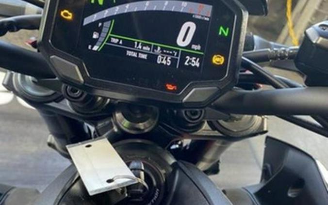 2024 Kawasaki Z900 ABS Candy Persimmon RedEbony