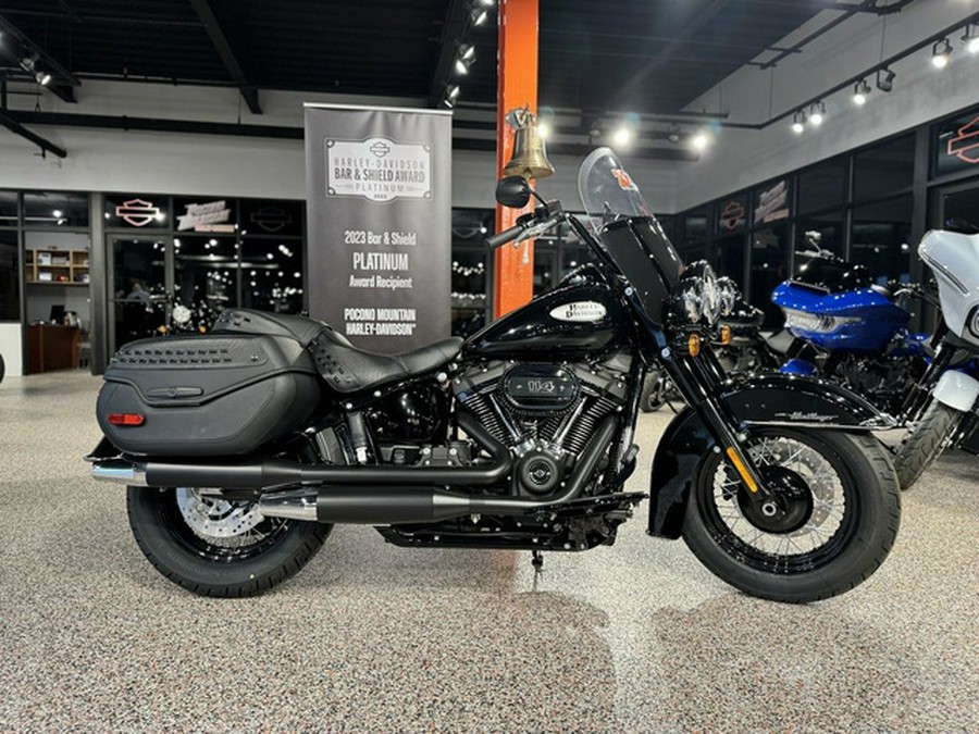 2024 Harley-Davidson Softail FLHCS - Heritage Classic