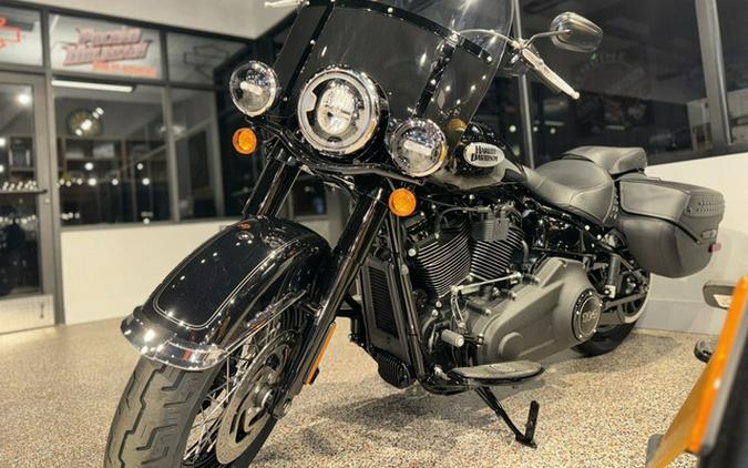 2024 Harley-Davidson Softail FLHCS - Heritage Classic