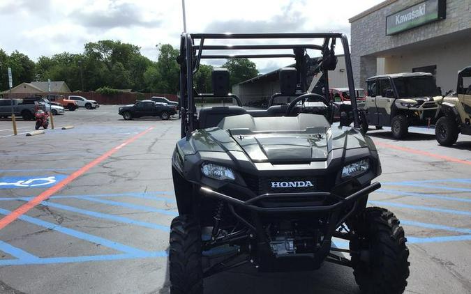 2025 Honda® Pioneer 700-4 Deluxe