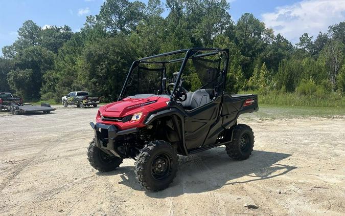 2025 Honda® Pioneer 1000