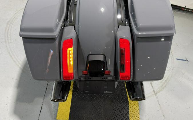 2026 Harley-Davidson® Street Glide® Dark Billiard Gray