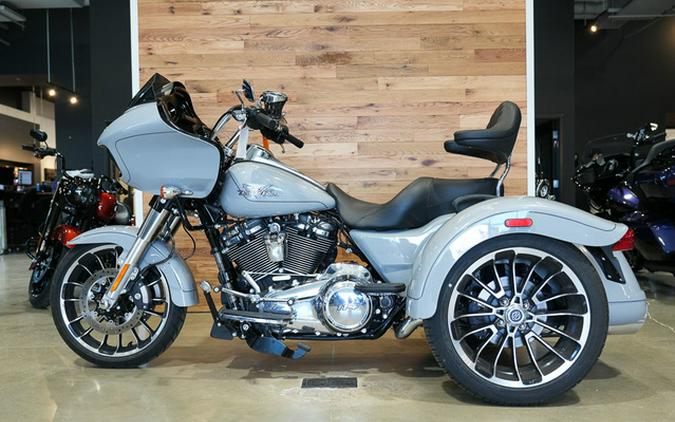 2025 Harley-Davidson FLTRT - Road Glide 3