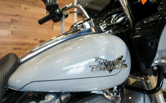 2025 Harley-Davidson FLTRT - Road Glide 3