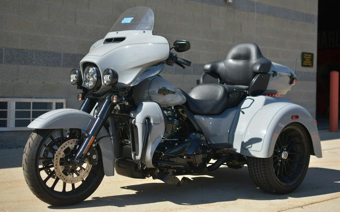 Used 2025 Harley-Davidson Tri Glide Ultra Billiard Gray FLHTCUTG