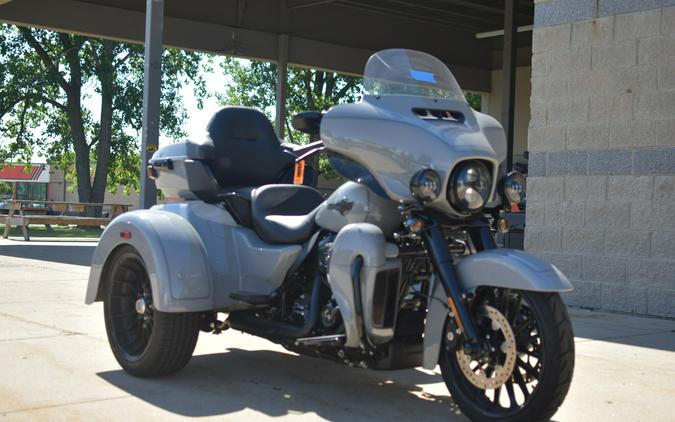 Used 2025 Harley-Davidson Tri Glide Ultra Billiard Gray FLHTCUTG
