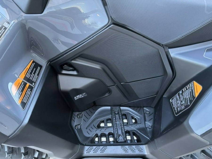 2027 Can-Am Outlander PRO S HD7