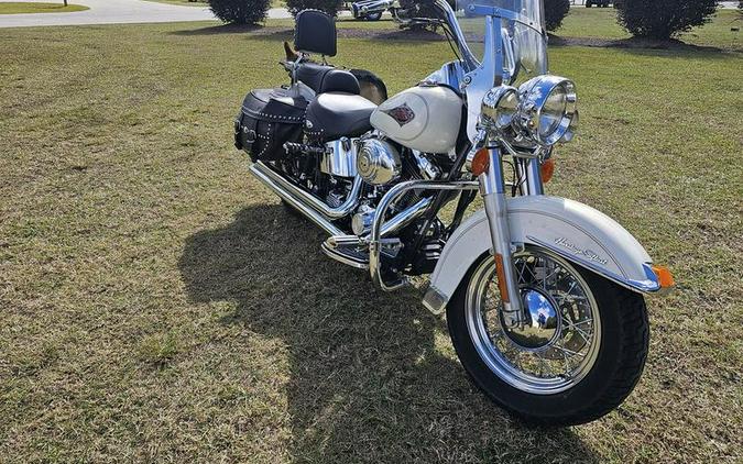 2001 Harley-Davidson® FLSTC - Heritage Softail® Classic