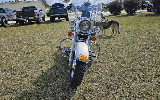 2001 Harley-Davidson® FLSTC - Heritage Softail® Classic