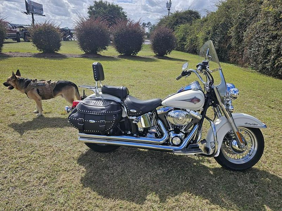 2001 Harley-Davidson® FLSTC - Heritage Softail® Classic