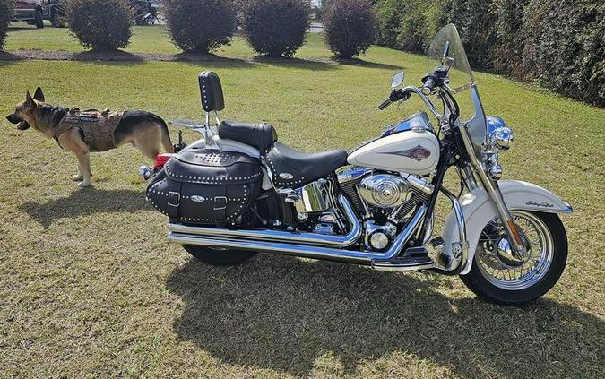 2001 Harley-Davidson® FLSTC - Heritage Softail® Classic