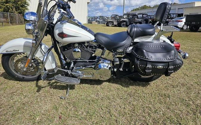 2001 Harley-Davidson® FLSTC - Heritage Softail® Classic