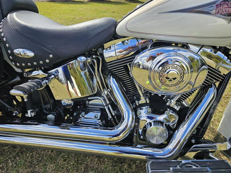 2001 Harley-Davidson® FLSTC - Heritage Softail® Classic