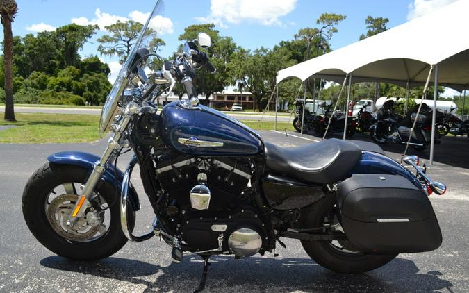 2012 Harley-Davidson 1200 Custom - XL1200CP