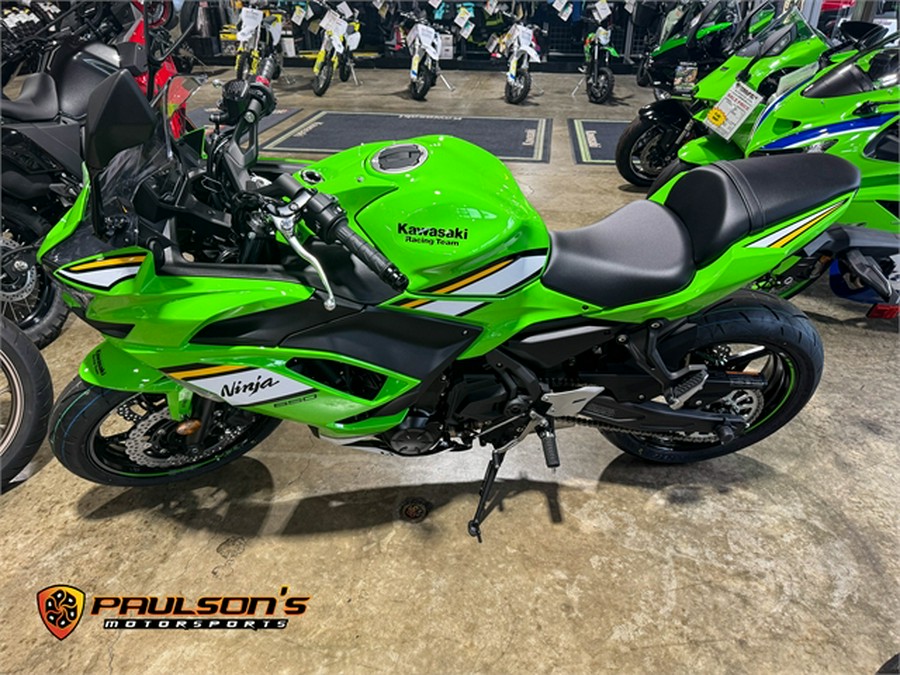 2025 Kawasaki Ninja® 650 ABS KRT Edition