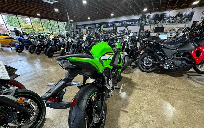 2025 Kawasaki Ninja® 650 ABS KRT Edition