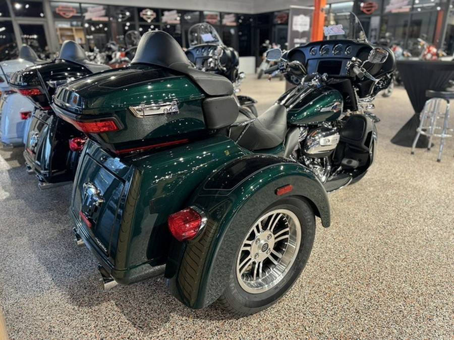 2024 Harley-Davidson Trike FLHTCUTG - Tri Glide Ultra