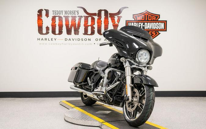 2015 Harley-Davidson® FLHX - Street Glide®