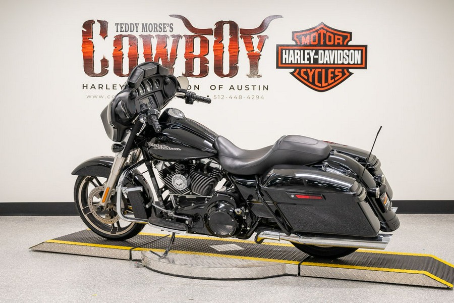 2015 Harley-Davidson® FLHX - Street Glide®