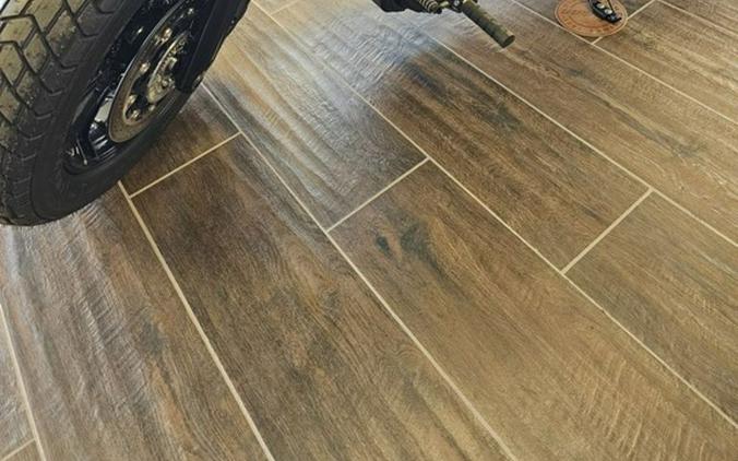 2025 Indian Motorcycle® Scout® Bobber Limited +Tech Black Smoke