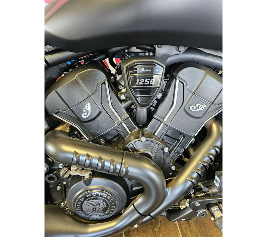 2025 Indian Motorcycle® Scout® Bobber Limited +Tech Black Smoke